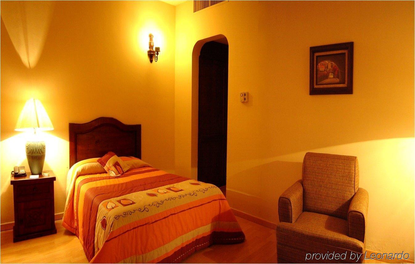 Hotel Maria Benita Zacatecas Habitación foto